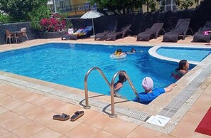 Piscine extérieure (ouverte en saison)