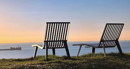 4 Bedroom Private vacation home in Boulogne-sur-Mer