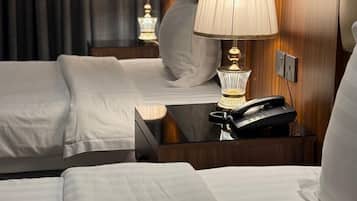 Roupas de cama premium, edredons de pluma, camas com colchões pillow-top