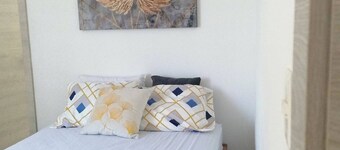 2 Minutes From the Beach, Brand new Apar