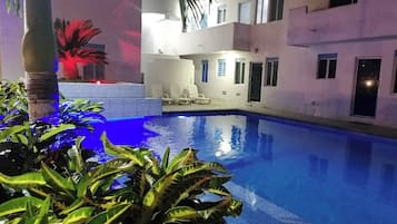 Ferienhaus, 3 Schlafzimmer, barrierefrei, Terrasse | Pool | Außenpool