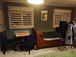 1 bedroom, iron/ironing board, WiFi, bed sheets