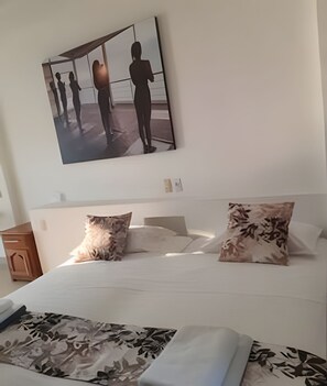 2 chambres, draps fournis