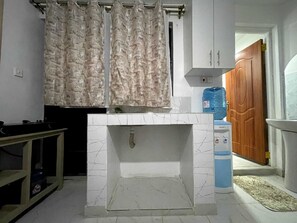 Handtücher, Seife, Toilettenpapier
