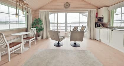 Venevaja provides a unique accommodation experience in Kanta-Häme.