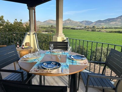 Villa Oleanders d'Ogoz with crazy views and pool