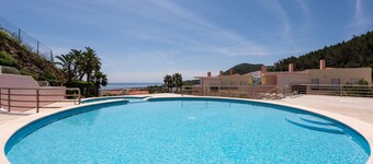 Sesimbra Palames Beach & Pool Apartment (C133)