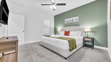 3 bedrooms, desk, travel cot, free WiFi