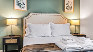 3 多间卧室、办公桌、旅行婴儿床、免费 WiFi