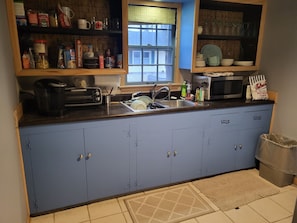 Microwave, oven, stovetop, paper towels