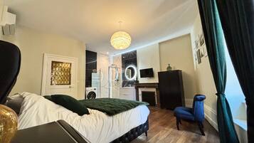 1 slaapkamer, een strijkplank/strijkijzer, reisbedje, gratis wifi