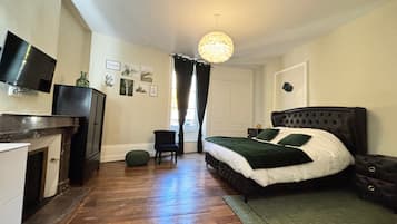 1 bedroom, iron/ironing board, travel crib, free WiFi