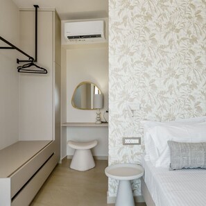 3 Schlafzimmer, Zimmersafe, Schreibtisch, Bügeleisen/Bügelbrett