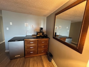 Oceanfront Suite - King | 1 dormitorio, wifi gratis, ropa de cama