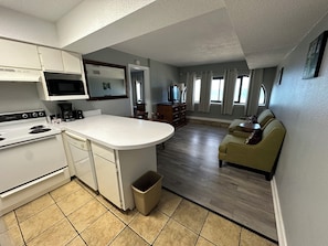 Family Suite Ocean Front | 1 bedroom, free WiFi, bed sheets