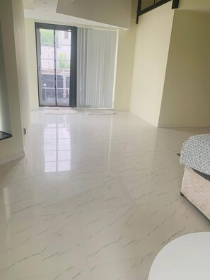 Villa, 4 chambres, balcon, vue sur la ville | 4 chambres