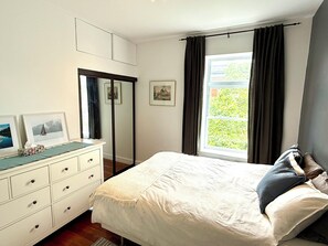 3 chambres, fer et planche à repasser, Wi-Fi, literie fournie