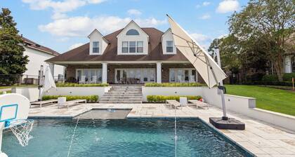 4500 square feet of serenity on False River