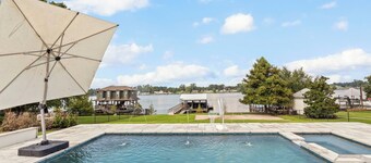 4500 square feet of serenity on False River