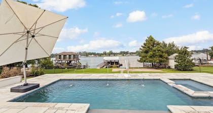 4500 square feet of serenity on False River