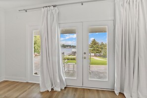 Interior - 4500 square feet of serenity on False River (Oscar)