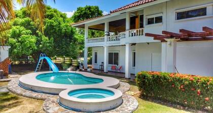 Country House with Swimming Pool + Billiards | Ideal for Families : Punta Chame