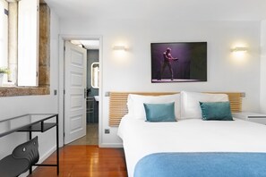 4 chambres, fer et planche à repasser, accès Internet