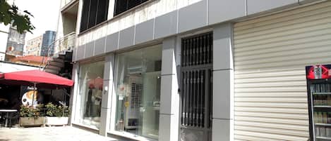 Fachada de la propiedad