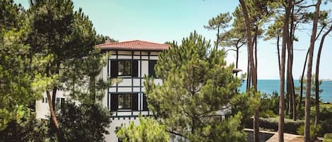 Fachada da propriedade