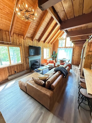 Smart TV, fireplace, video games