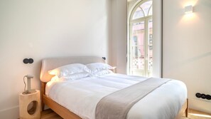 2 quartos, ferros/tábuas de passar roupa, Wi-Fi de cortesia