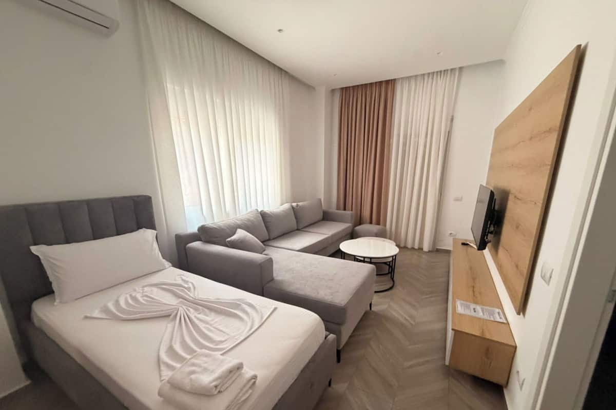 Chambre Familiale | Bureau, Wi-Fi gratuit, draps fournis