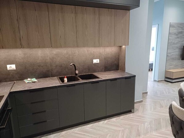 Appartement | Bureau, accès au Wi-Fi (inclus), literie fournie