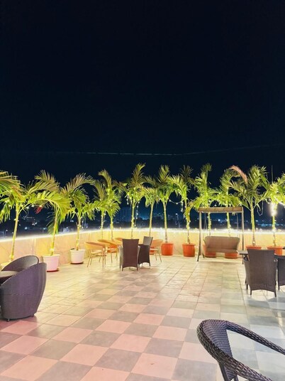 Hotel Aana Inn Prime 