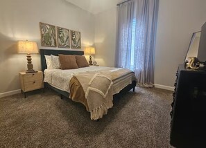 2 bedrooms, iron/ironing board, free WiFi, bed sheets