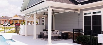 The Cottages 2 2BR2BA Dothan Pet Friendly Gorgeous Pool, Pickle Ball court, Gym