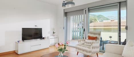 Appartement Confort, vue partielle sur la mer | Salle de séjour