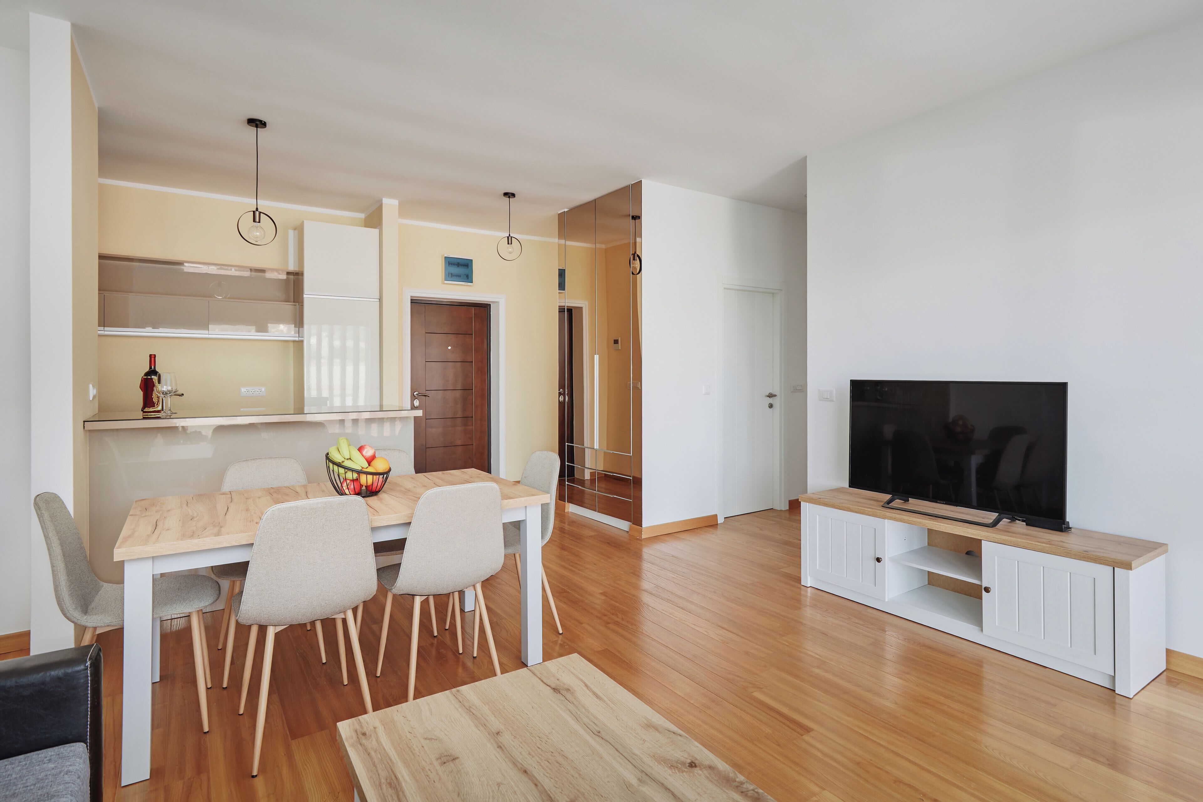 Superior appartement, uitzicht op zee | Dineerruimte