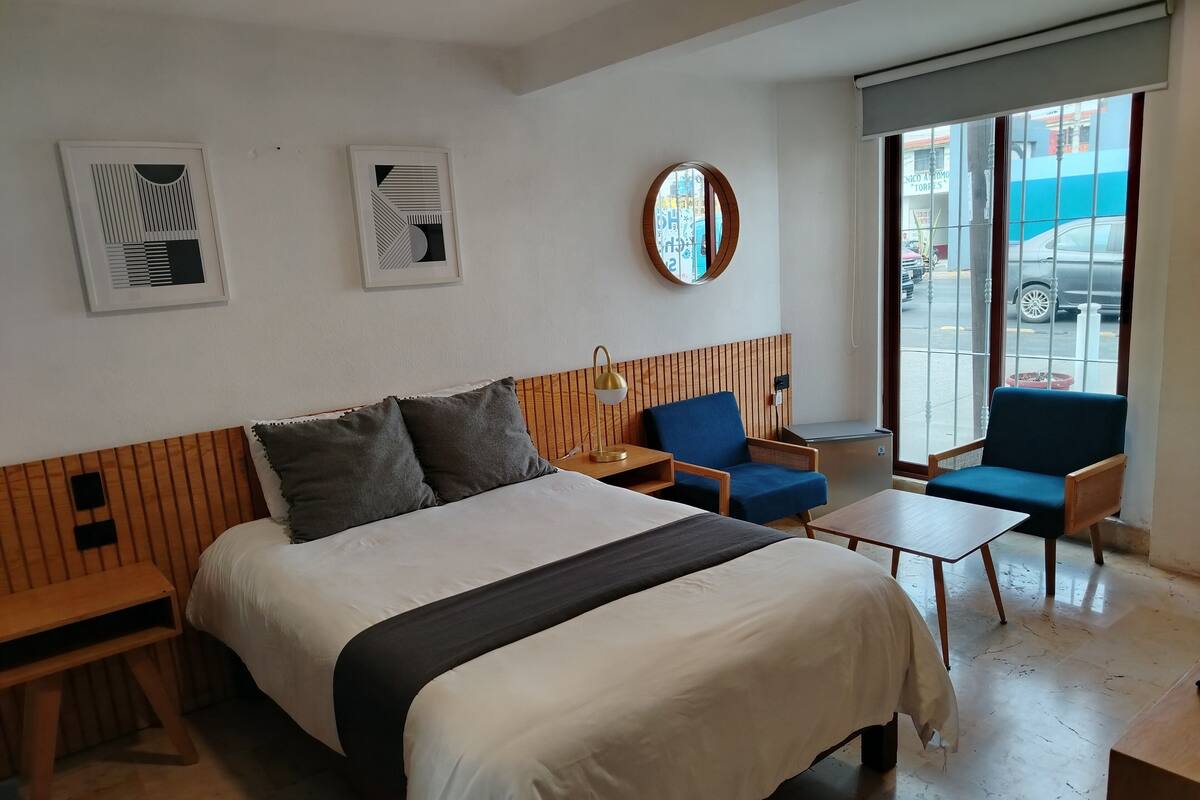 Standard Double Room, City View | Soundproofing, WiFi (free)