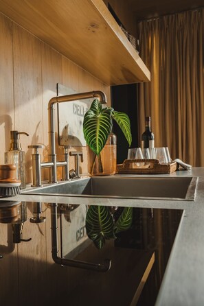 Luxury Cabin, Lake View, Lakeside | Private kitchen | Mini-fridge, microwave, stovetop, cookware/dishes/utensils - Wilding Hotels (Quinlan)