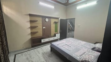 4 bedrooms, WiFi