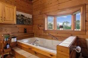 Shower, jetted tub, hair dryer, towels