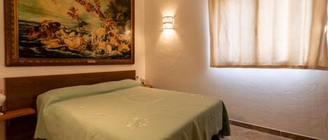 3 soverom, strykejern/-brett, reiseseng for barn og wi-fi (inkludert)