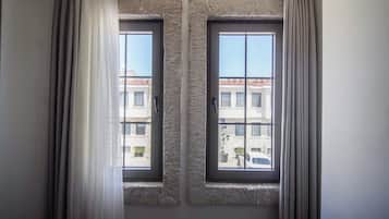 Standard Double Room, Non Smoking | Laptop workspace, free WiFi