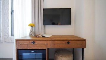 Espaço de trabalho para notebook, Wi-Fi de cortesia