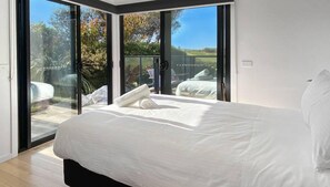 4 makuuhuonetta, silitysrauta/-lauta, vauvan matkasänky, ilmainen Wi-Fi