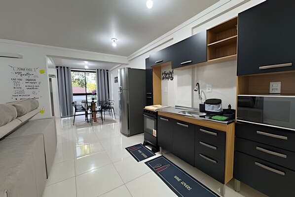 Basic Apartment | Private kitchen