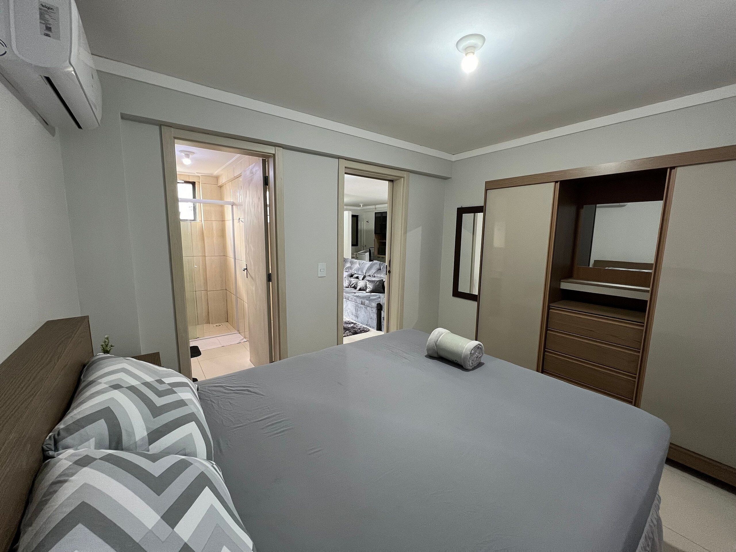 Departamento básico | 2 habitaciones, wifi gratis y ropa de cama 