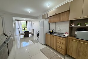 Basic Apartment | Interior - Edifício Ótima localização e Conforto (Toledo)