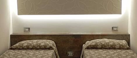 2 bedrooms, iron/ironing board, bed sheets